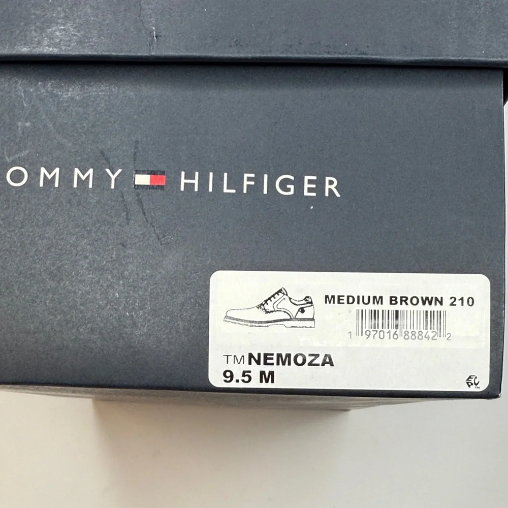 Tommy Hilfiger Men's Nemoza Lace Up Dress Oxfords- Size 9.5